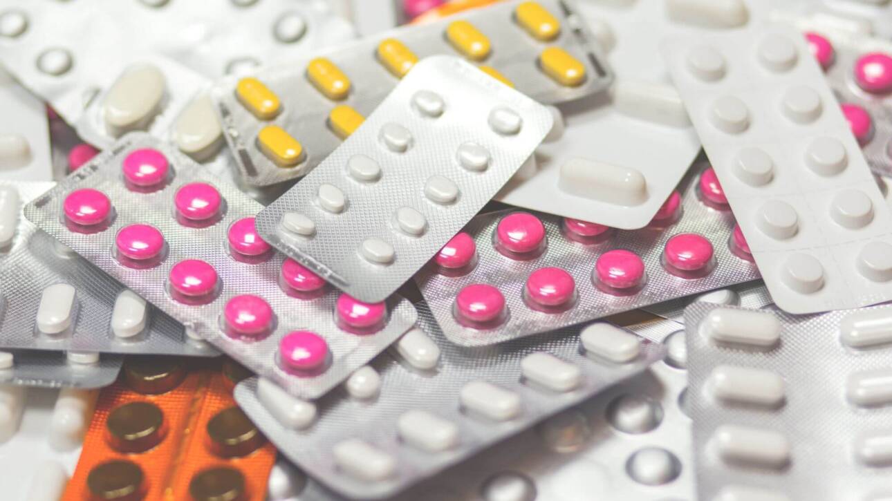Blister di compresse farmaceutiche multicolore, confezionati per distribuzione