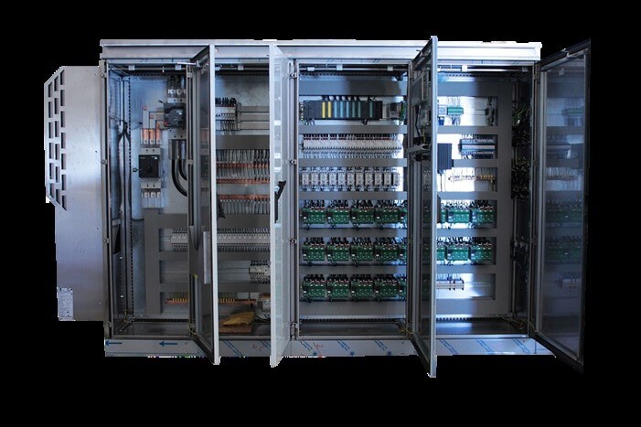 Quadro elettrico per sistema di automazione macchina iniezione plastica nel settore Oil & Gas